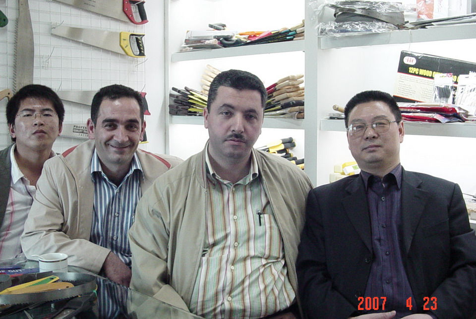 Middle East customer visit our company in 2007
