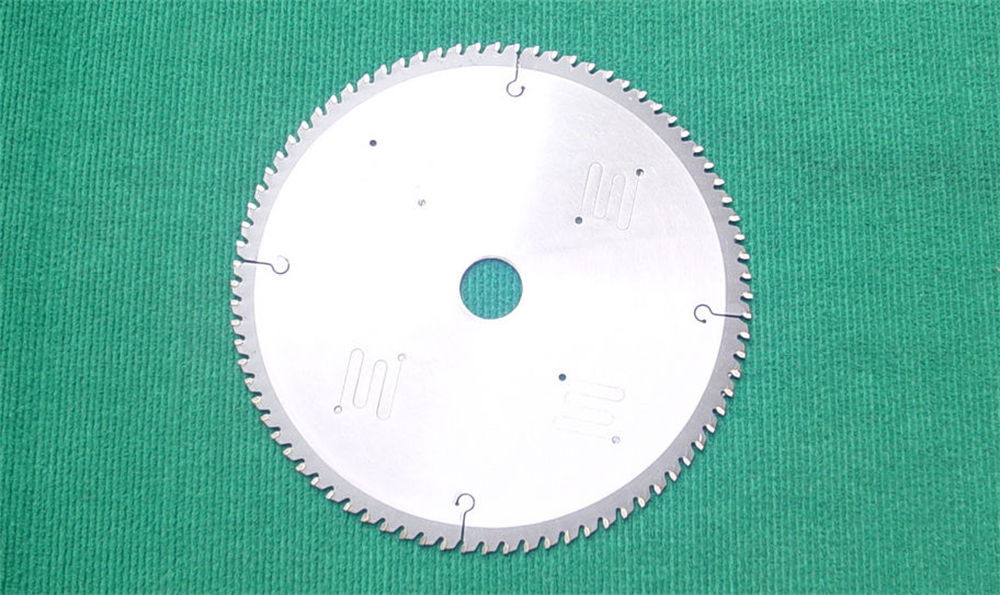 Circular Saw Blade For Cutting Aluminum