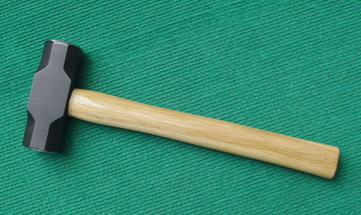 Sledge Hammer With Wooden Handle 