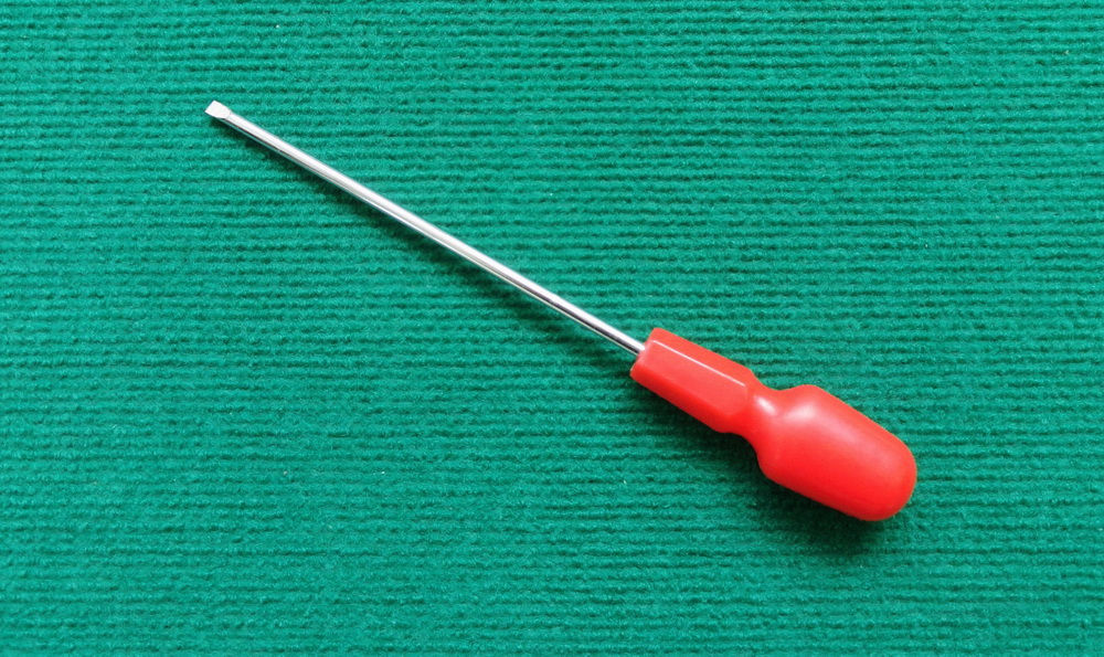 Screwdrivers With Plastic Handle